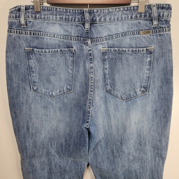 KanCan High Rise Straight Leg Cuffed 100% Cotton Distressed Jeans Size 15/31 - Picture 15 of 16